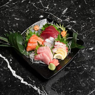 Chefs Sashimi 12pc