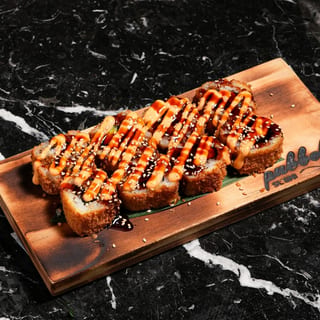 Crispy Salmon Roll