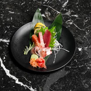 Chefs Sashimi 6pc